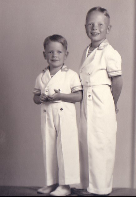 Billy_and_Bobby_sailors.jpg